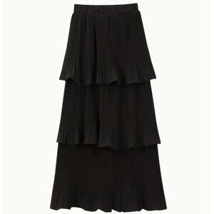NWOT Black‎ Layered Ruffle Hem Pleated Skirt For Summer Spring Size Medium